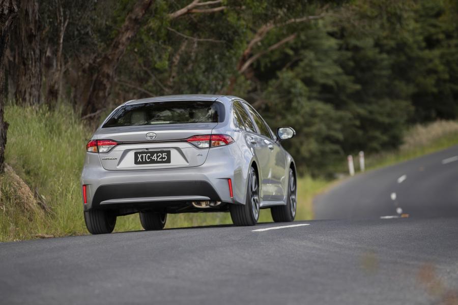  Toyota Corolla ZR Sedan 2019 года  (AU) (фото 13 из 15)